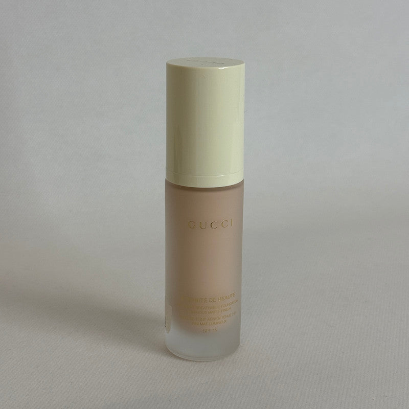 gucci 24h wear breathable foundation luminous matte finish