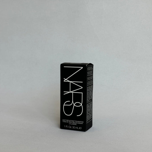 nars light reflecting foundation