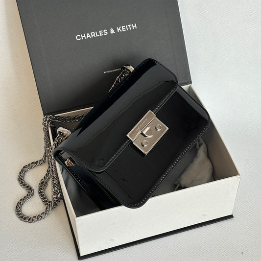 charles & keith black patent chain bag