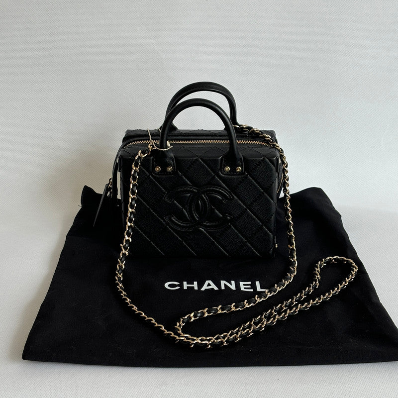 chanel 22B vanity bag