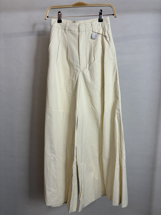 initial cream wide pants