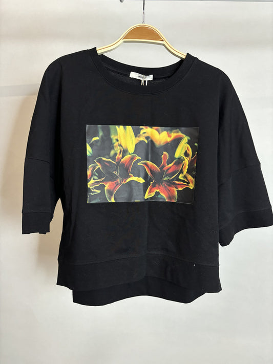 initial black floral print tee