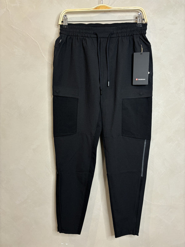 LULULEMON Enginerred Elements Cargo Pants