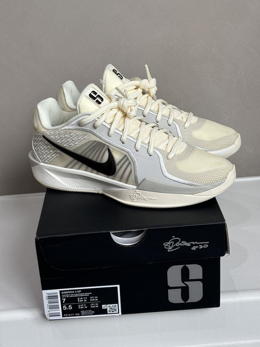 nike Coconut milk Sabrina 2 EP basketball sneakers