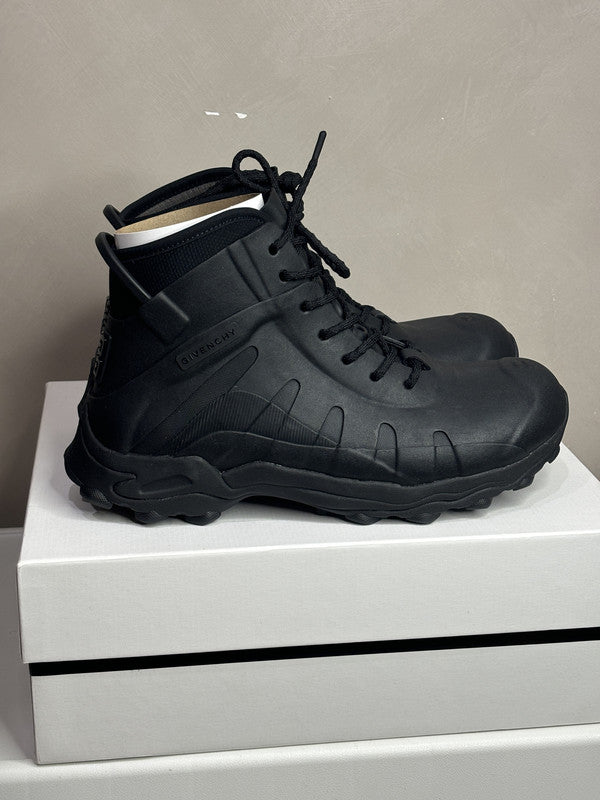 givenchy Bogs Boots in black